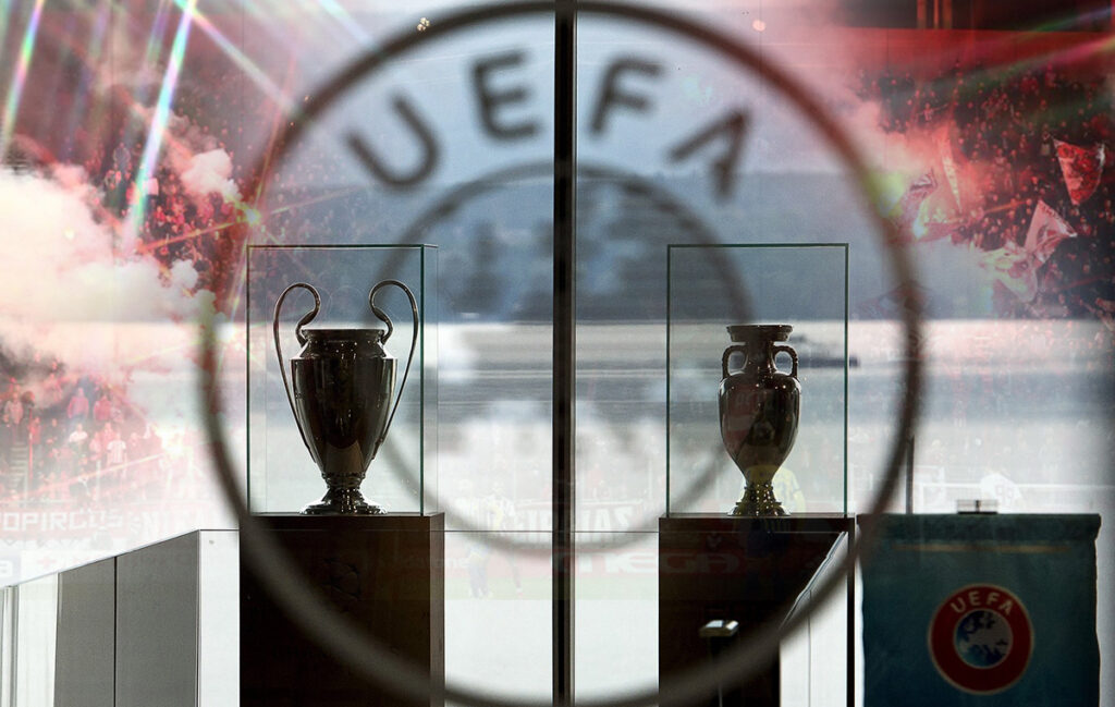 UEFA-PYROTECHNICS-PYROSHOW-KAPNOGONA