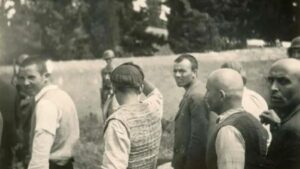 1_H εκτελεση των 200 ΗΡΩΩΝ ΑΝΤΑΡΤΩΝ ΚΟΜΜΟΥΝΙΣΤΩΝ